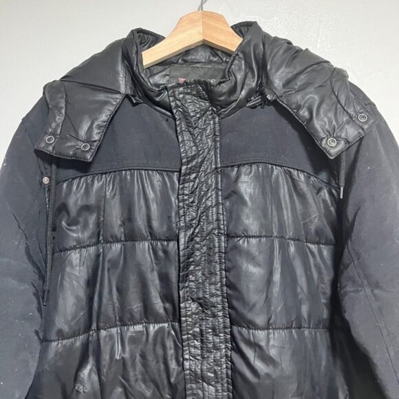 GUESS Black Puffer Bomber Jacket Men’s Size L Hooded Faux Leather Trim - Picture 12 of 14